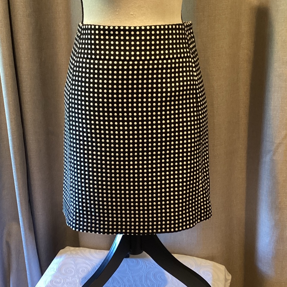 LOFT black and white polka dot mini skirt, size 4
